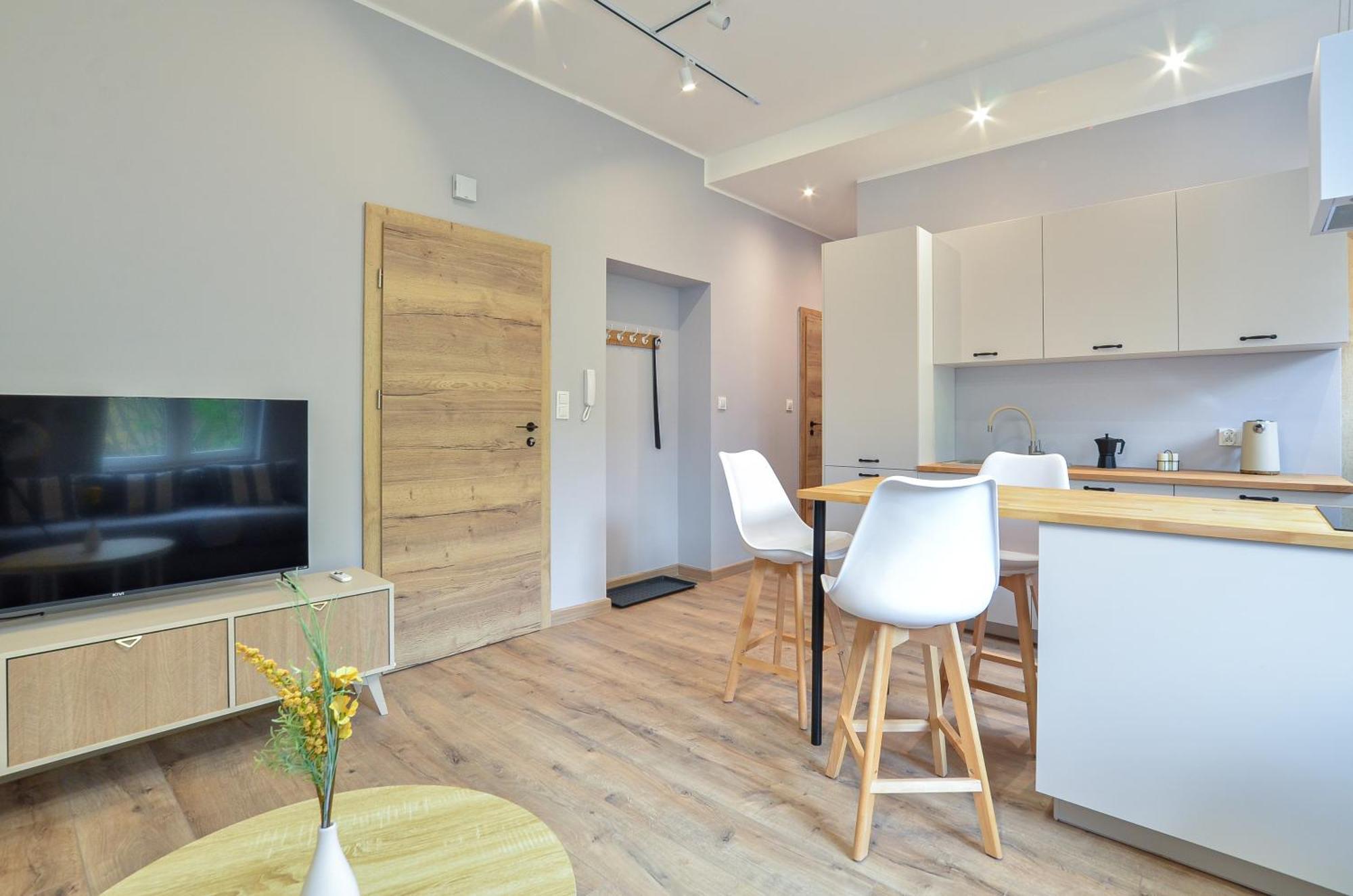 Citystay Stylowe Apartamenty Przy Swietojanskiej Gdynia Buitenkant foto